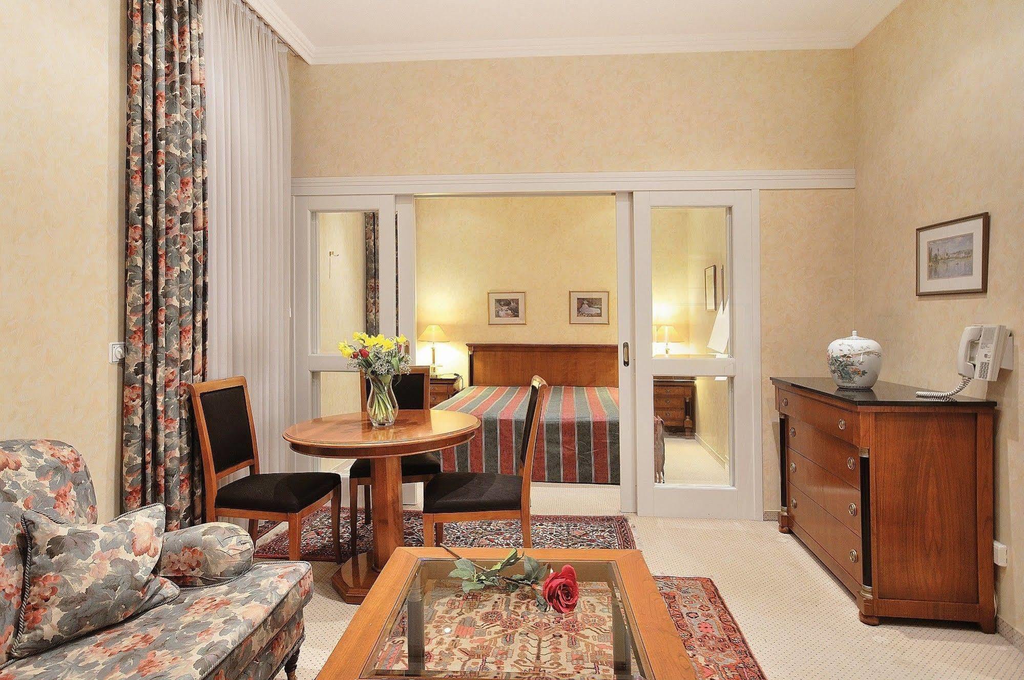 Hotel Residenz Am Rosengarten Bad Kissingen Rom bilde